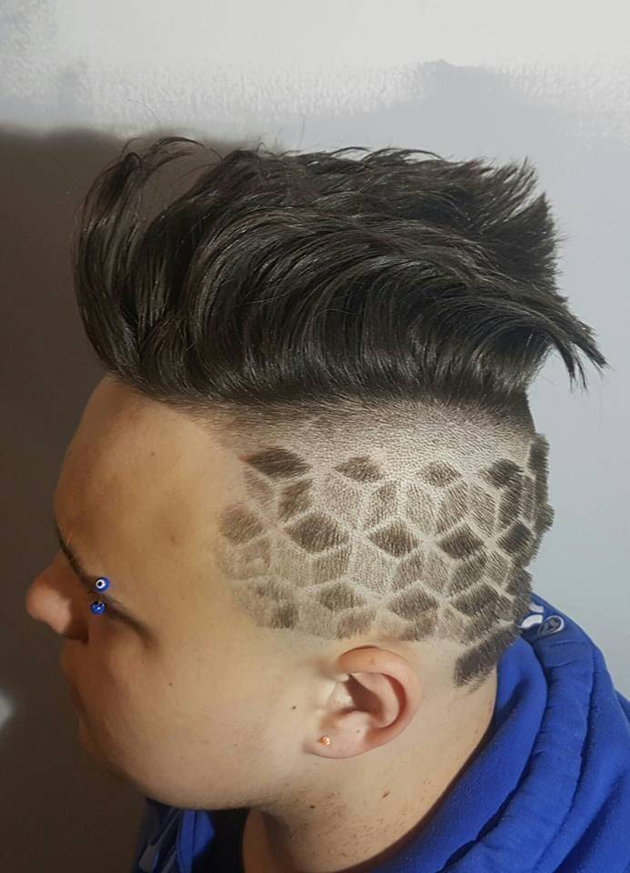 Garnant Barbers Just some fun last night  loving crating 3D affects on hair. THE BOX EFFECT Hair by Leon reed