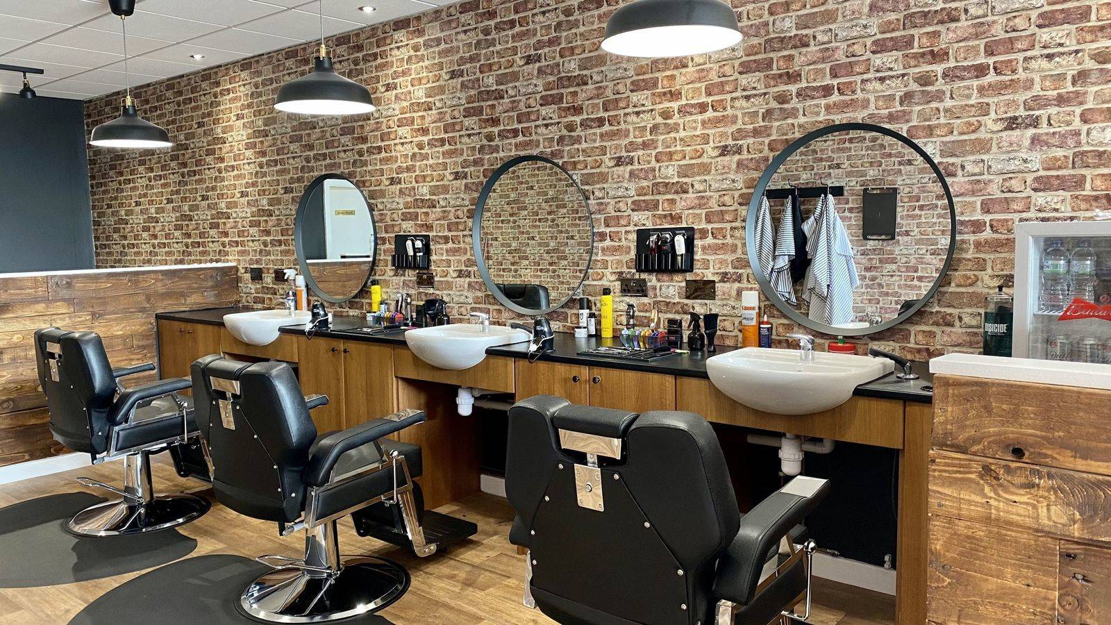 Watson’s Barbershop 