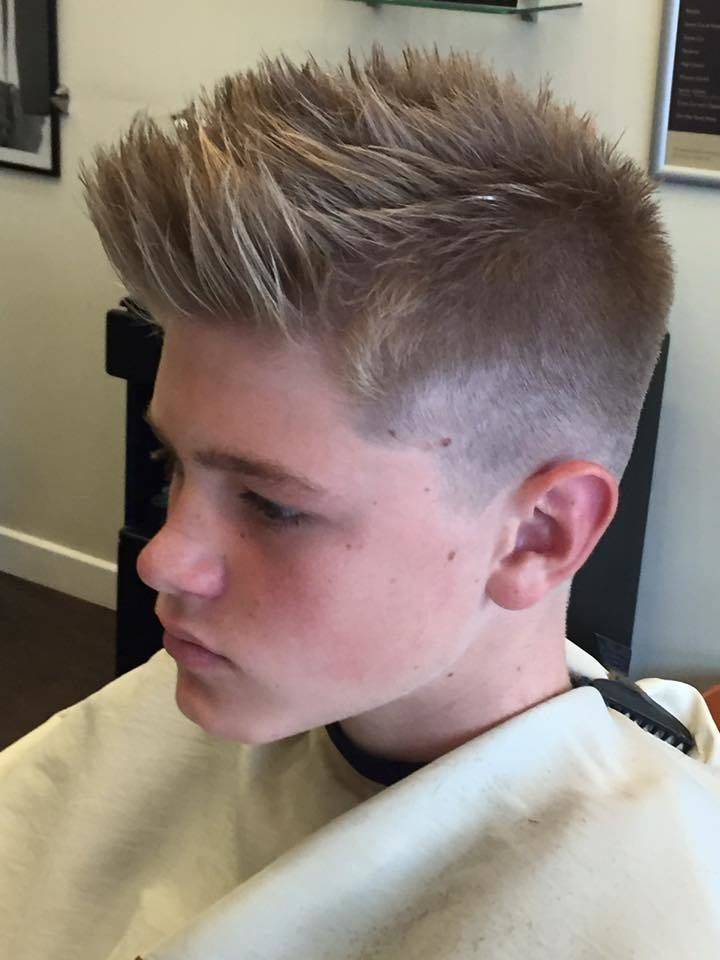 Here's  Ben Higgins with a slightly shorter cut than  usual for summer ✂️