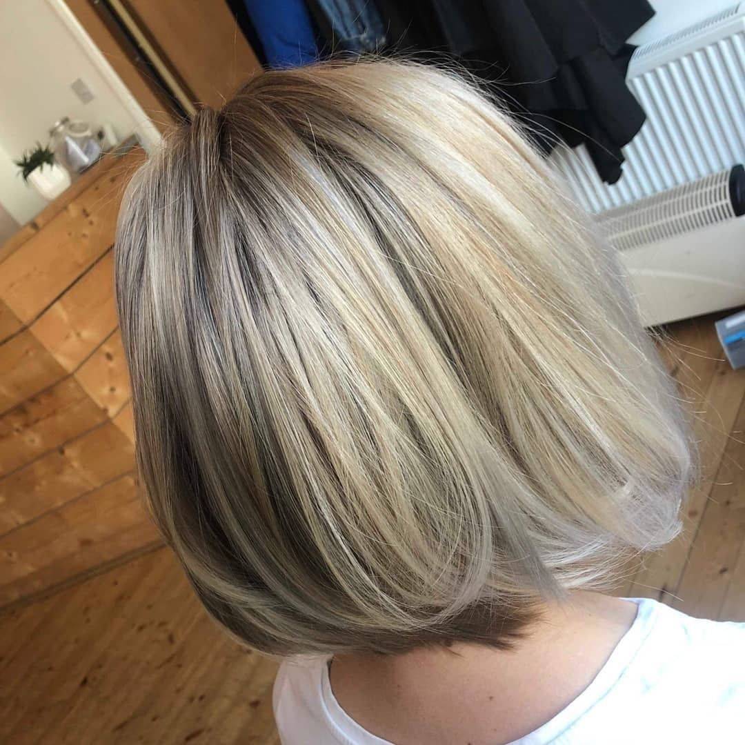 Mixed blonde tones 

@imogenjameson_