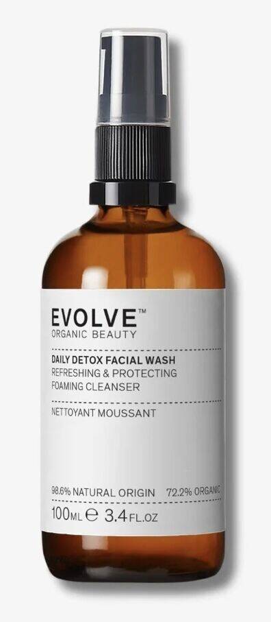 Daily detox facial wash