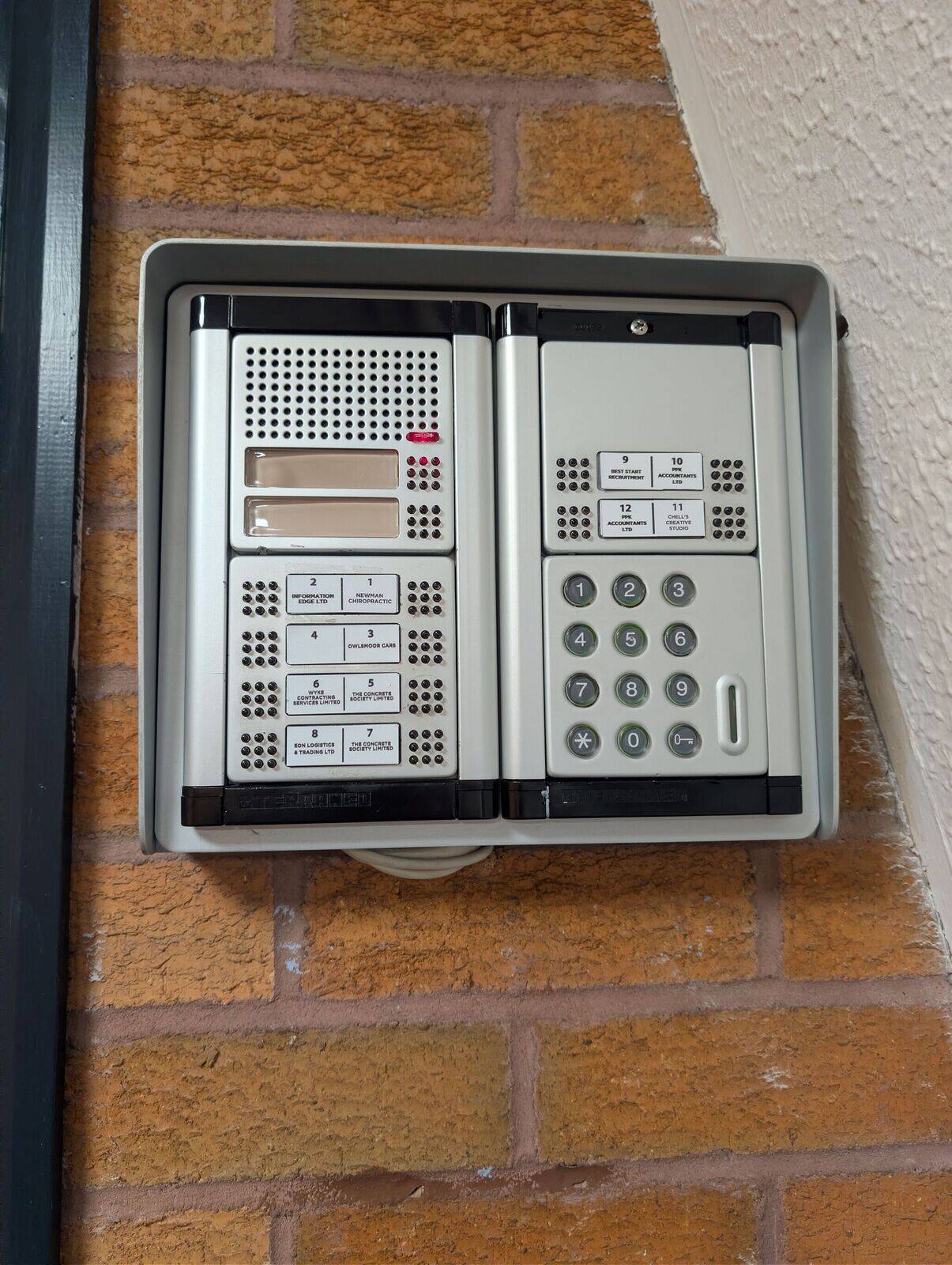 Suite 4. Press the dots next to the number and I will buzz you in. *Please don't press the buzzer any earlier than 5 minutes before your appointment*. 