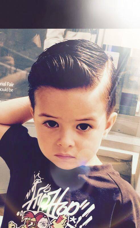 Style: Children's Grade 4 Back & Sides, Long on Top