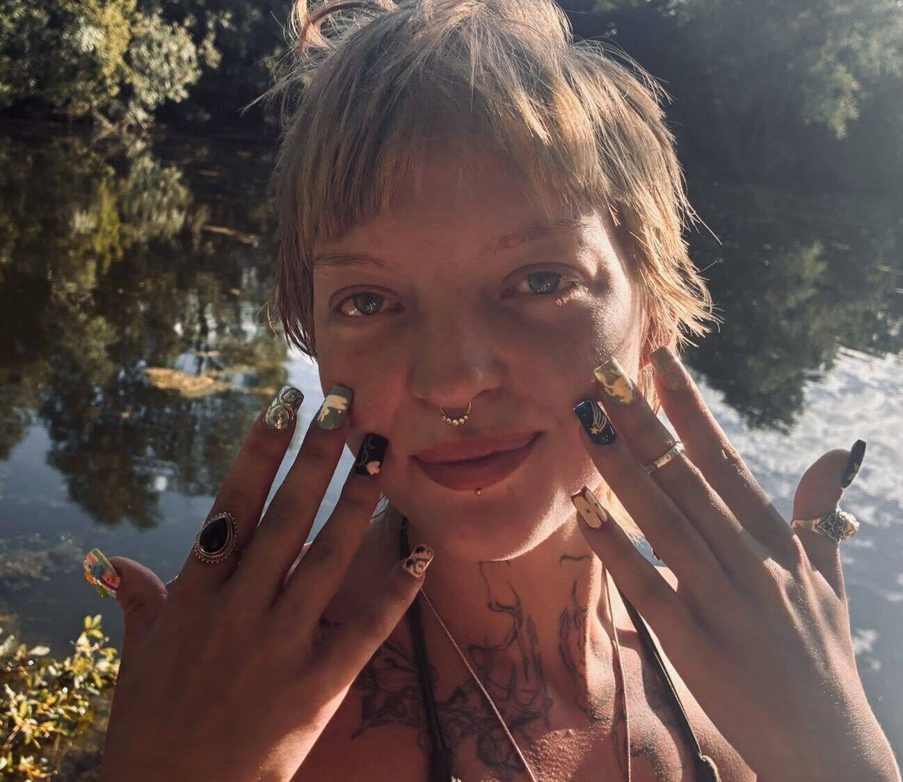 Hi , I'm Mabel, Your New Nail Technician! 