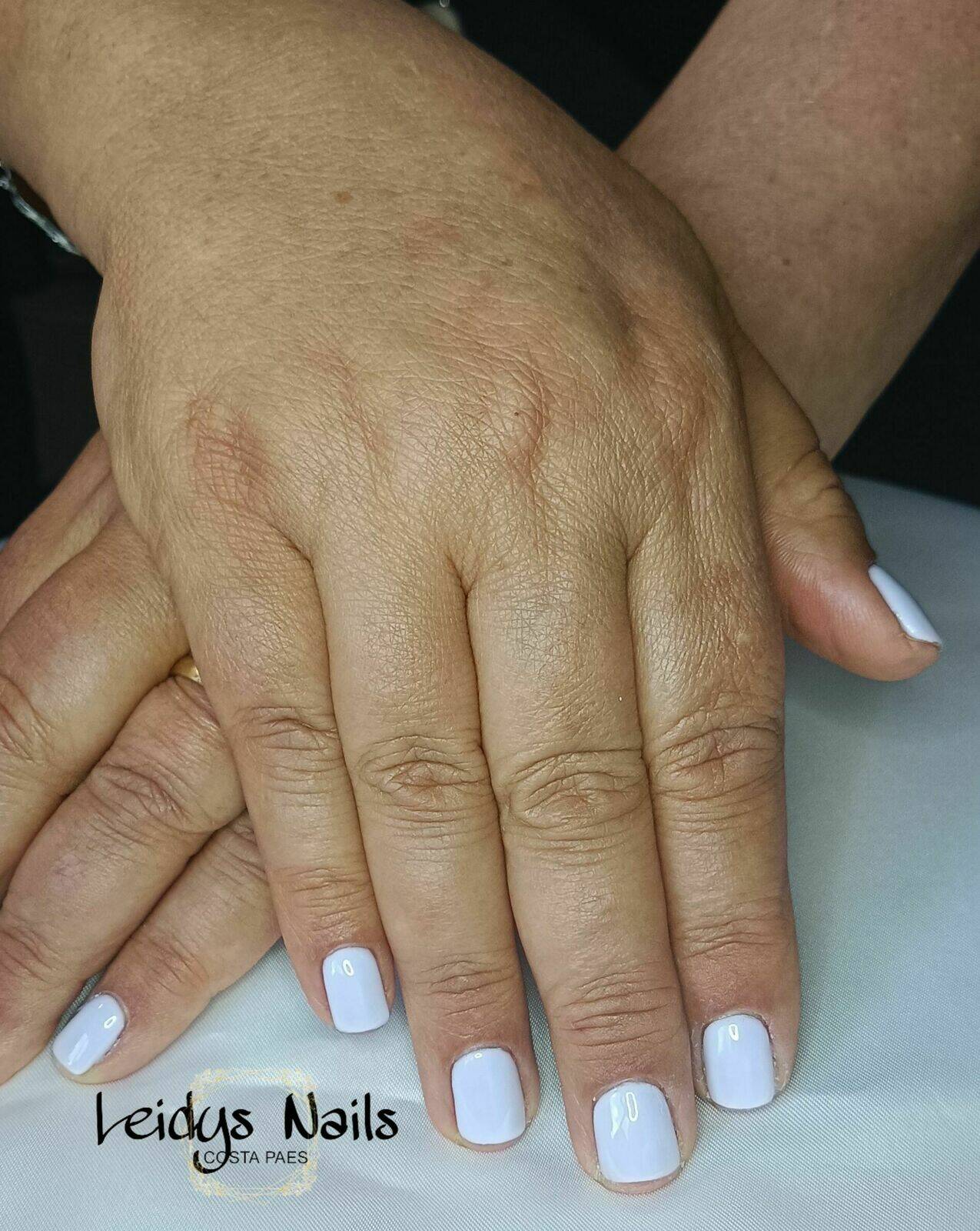 Vernis semi-permanent 