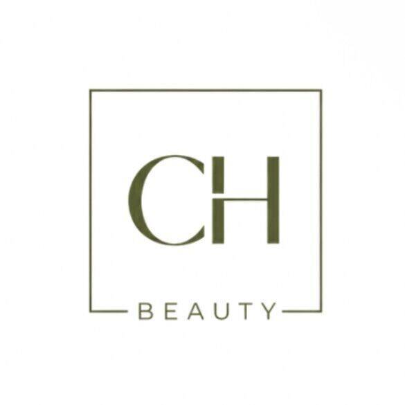 Chloë | Lash Artist