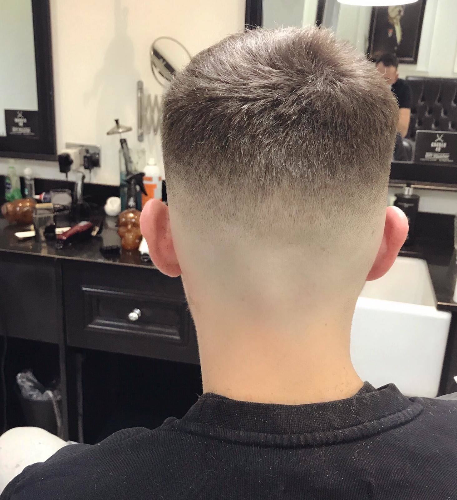 Silky Foil Fade by Barber Jay 🔥