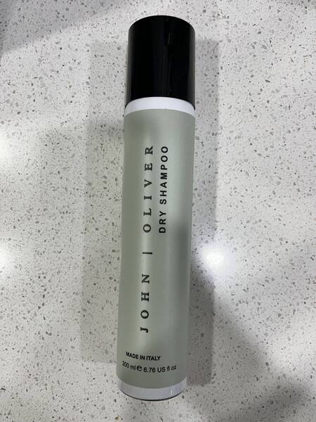 John Oliver Dry shampoo 