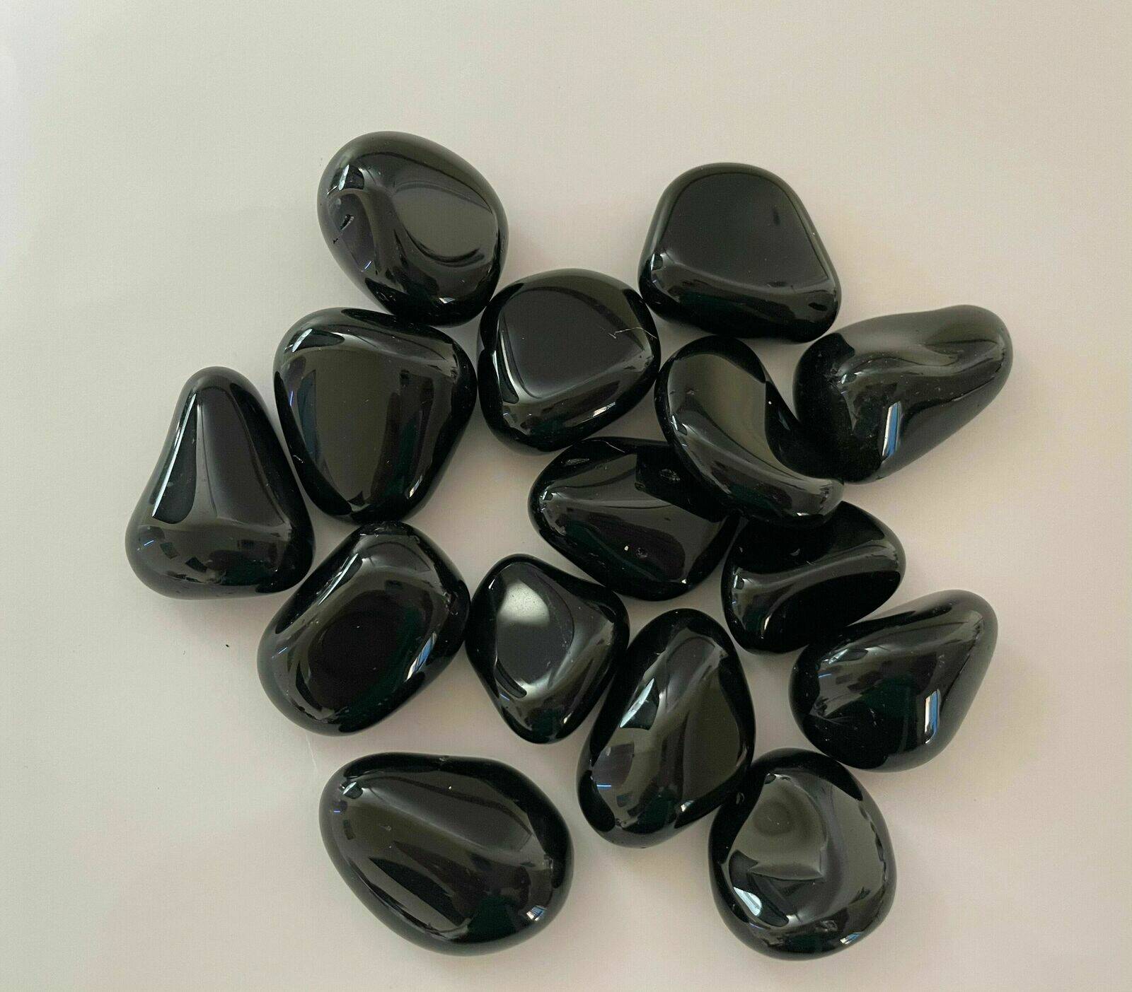 Black obsidian tumblestones