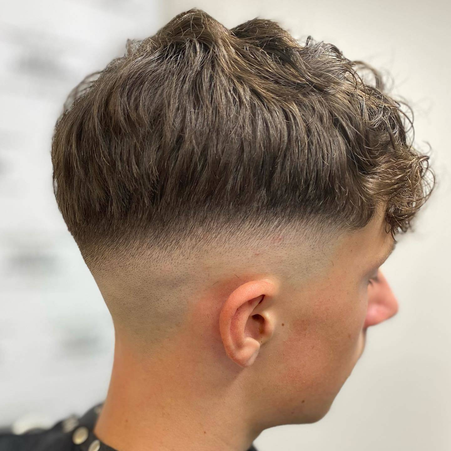 Need to get back to tripping over the ring light & torturing my clients to let me take 500 photos ❤️