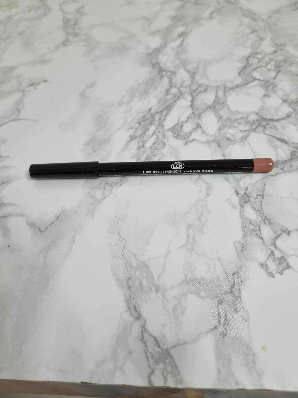 LipLiner pencil Lcn 