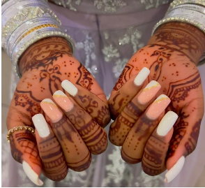 Tatouage au henné 100% naturel