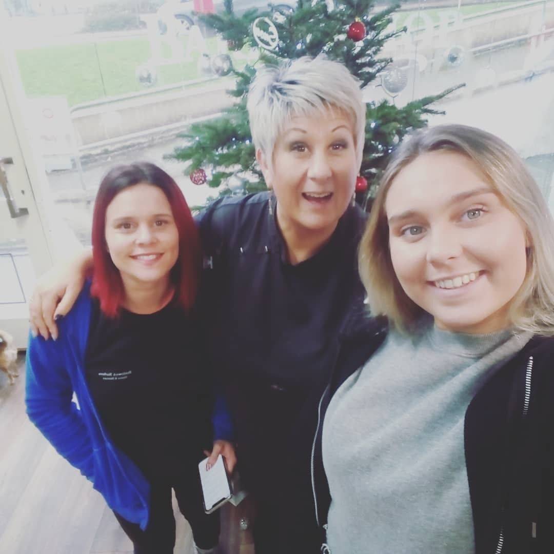 With Christmas over..a new year ahead..just want to wish every one in our beautiful trade a great year ..go get em everyone!..Let's do this!! 