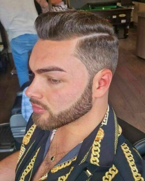 Pompadour & Beard Line up By Paige