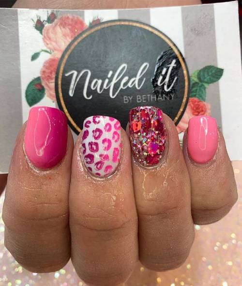 Tina’s beaut new nails!