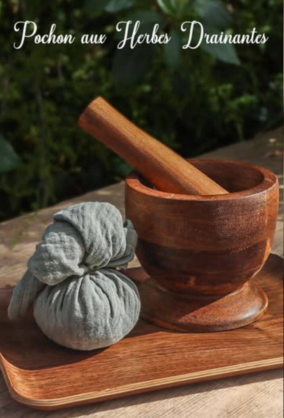 Dans les Rituels Détox. Pochon fabriqué juste avant votre soin avec amour