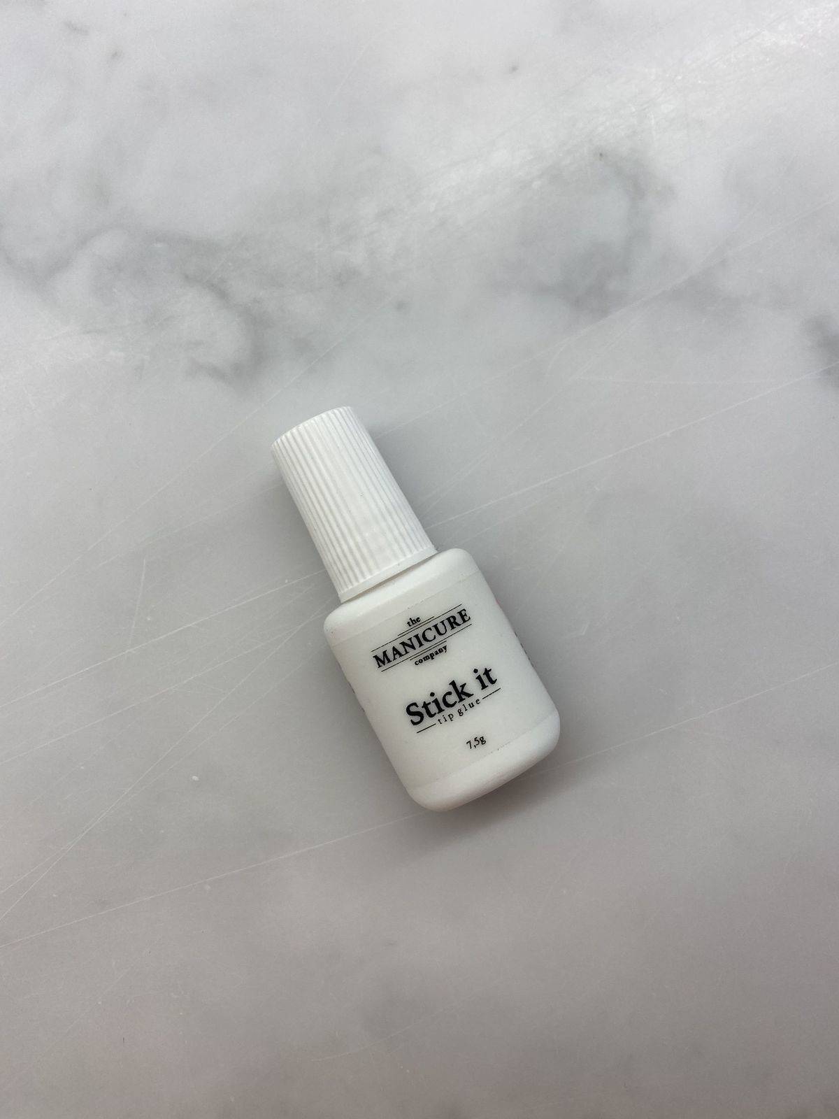 Nail Glue with brush applicator - 7.5g