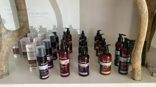 Soins cheveux bouclés à crépus