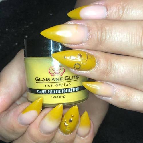 Mustard nails this evening for our anna!! 
Love this new glam and glitz colour of mine. 
Hazel available on nail tech network shop.
Blend smile and solid block of colours!! Xxx