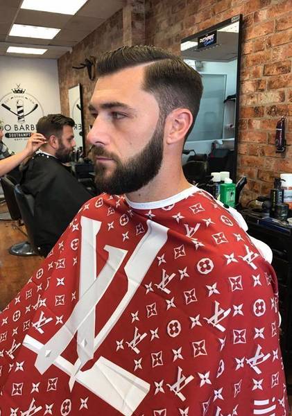 Good to have Southampton fc player and all round top lad Charlie Austin in today for a cut and beard trim.