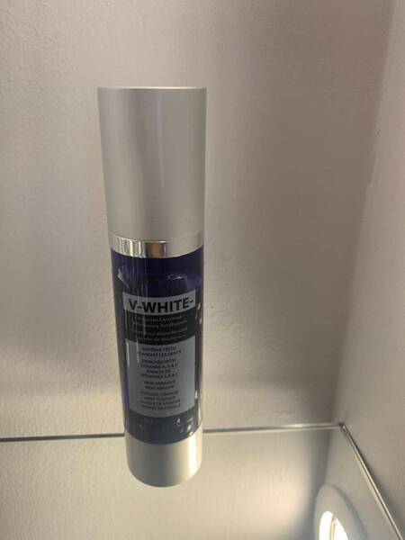 V- White Dentifrice ( Violet )