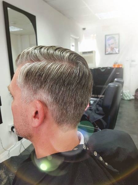 Style: Grade 2 Back & Sides, Long on Top