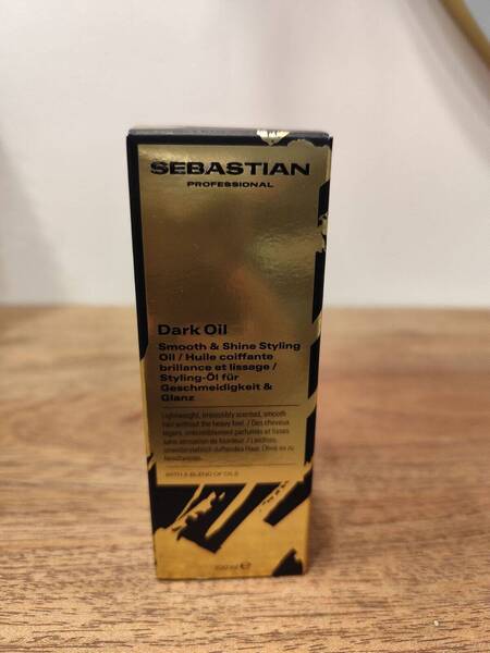 Huile coiffante brillance et lissage Dark Oil 100ml