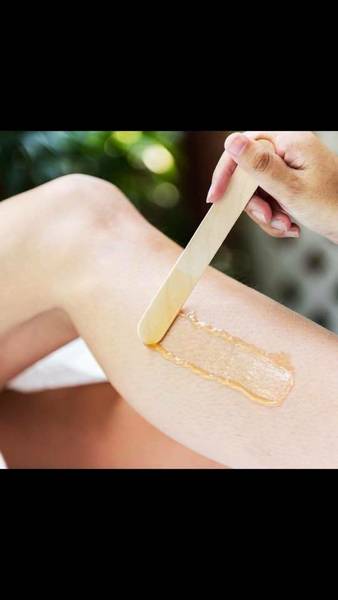 Leg waxing for females & males