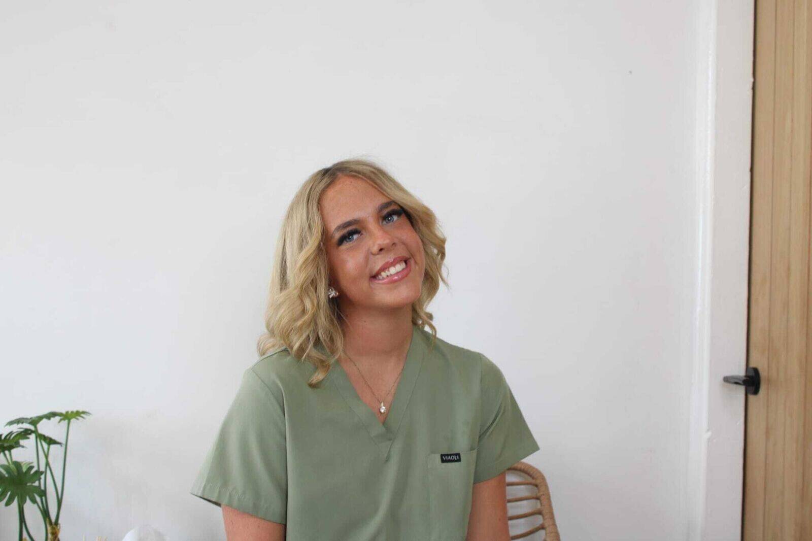 Amelia- Beautician