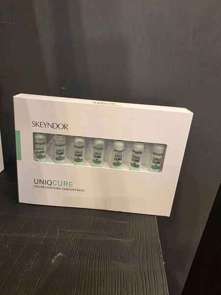 Skeyndor Uniqcure SOS Recovering Concentrate