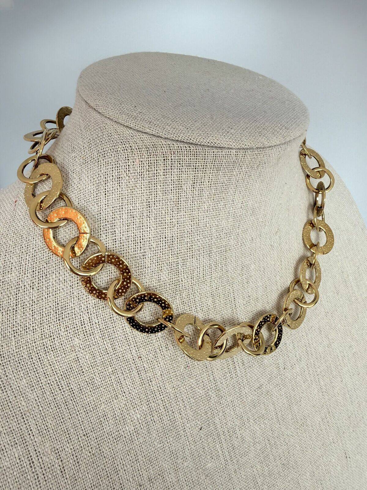 Collier - VENUS