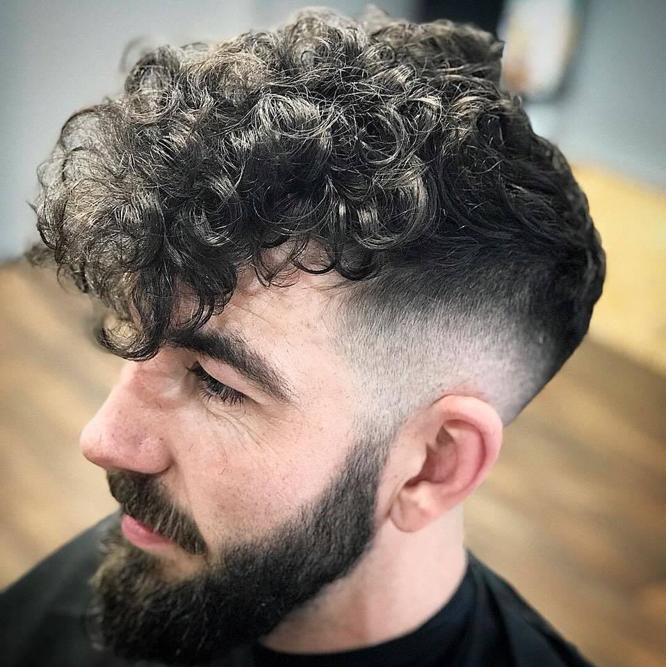 Weekend appointments available get booked up by either visiting our website or download our app from your App Store! Easy peezy lemon squeezy...........