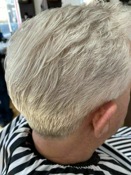 Scissor cut by Ilona 