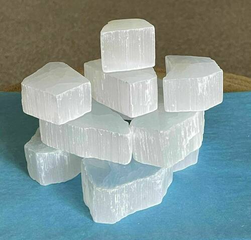 Selenite slabs (Medium +)