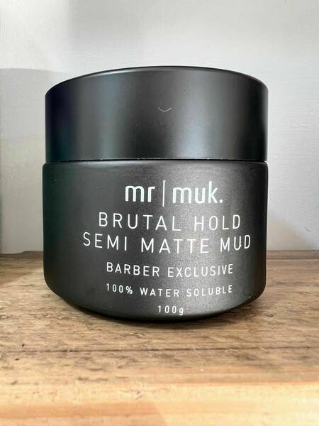 Mr Muk Brutal Hold