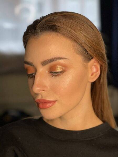 Full Face of makeup