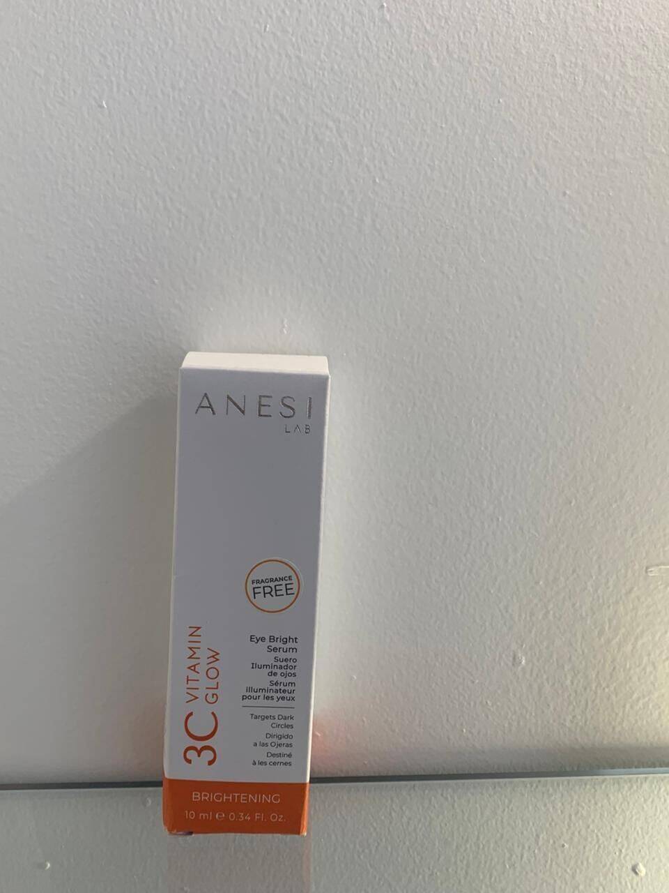 Sérum illuminateur pour les yeux