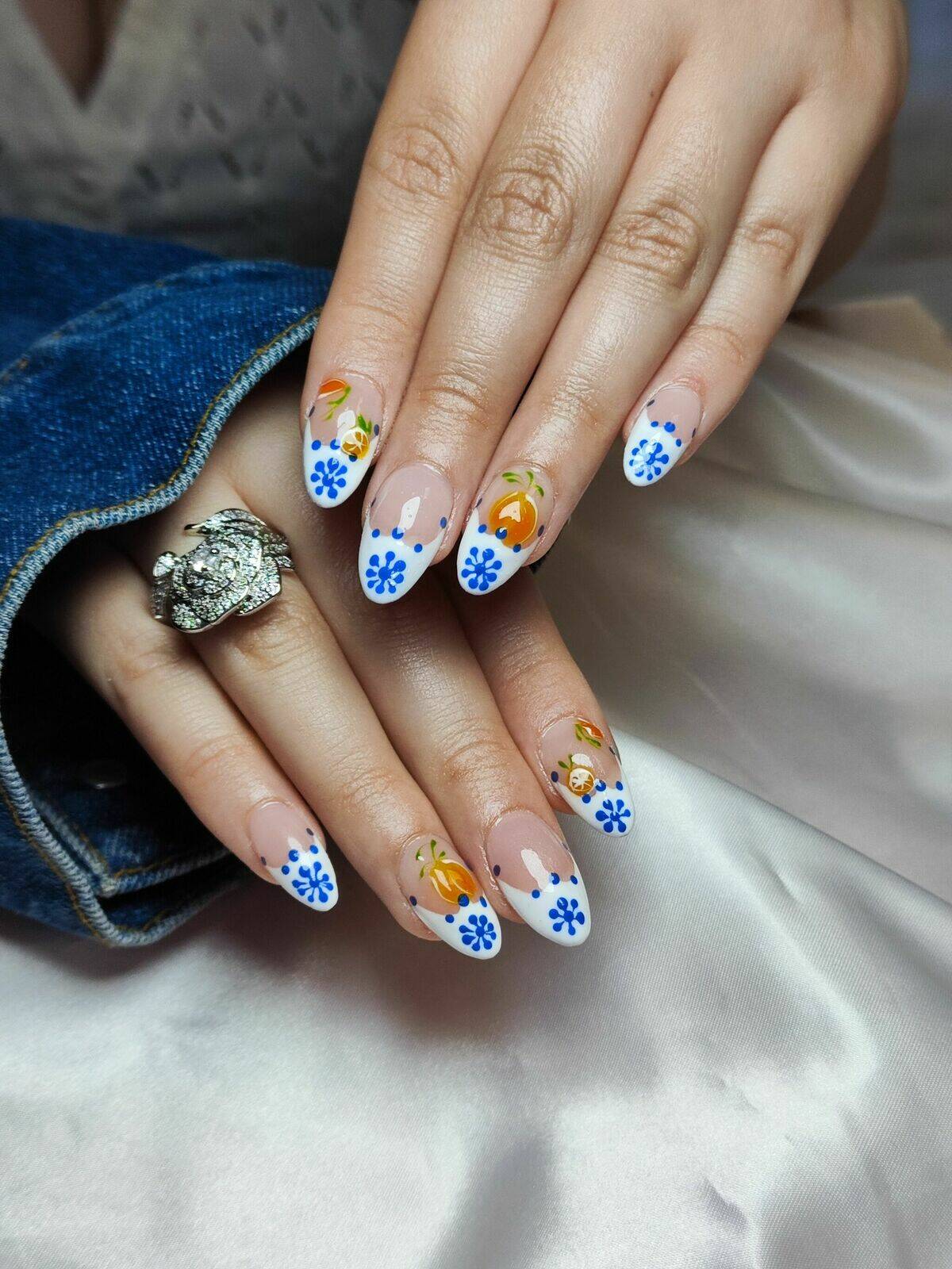 Pose complète gel x et nail art à main levée 
