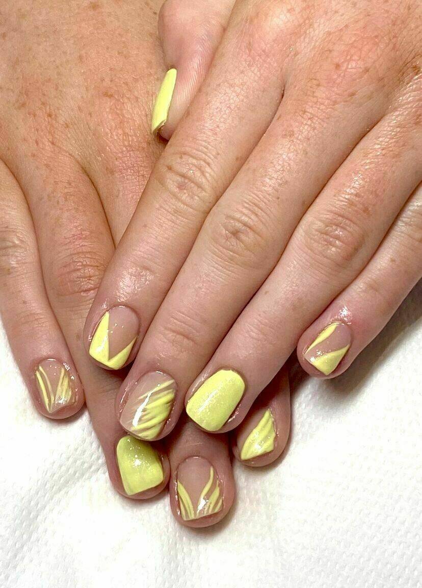 Nails 
