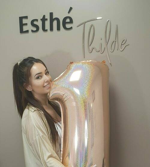 1 an d'Esthé'Thilde 