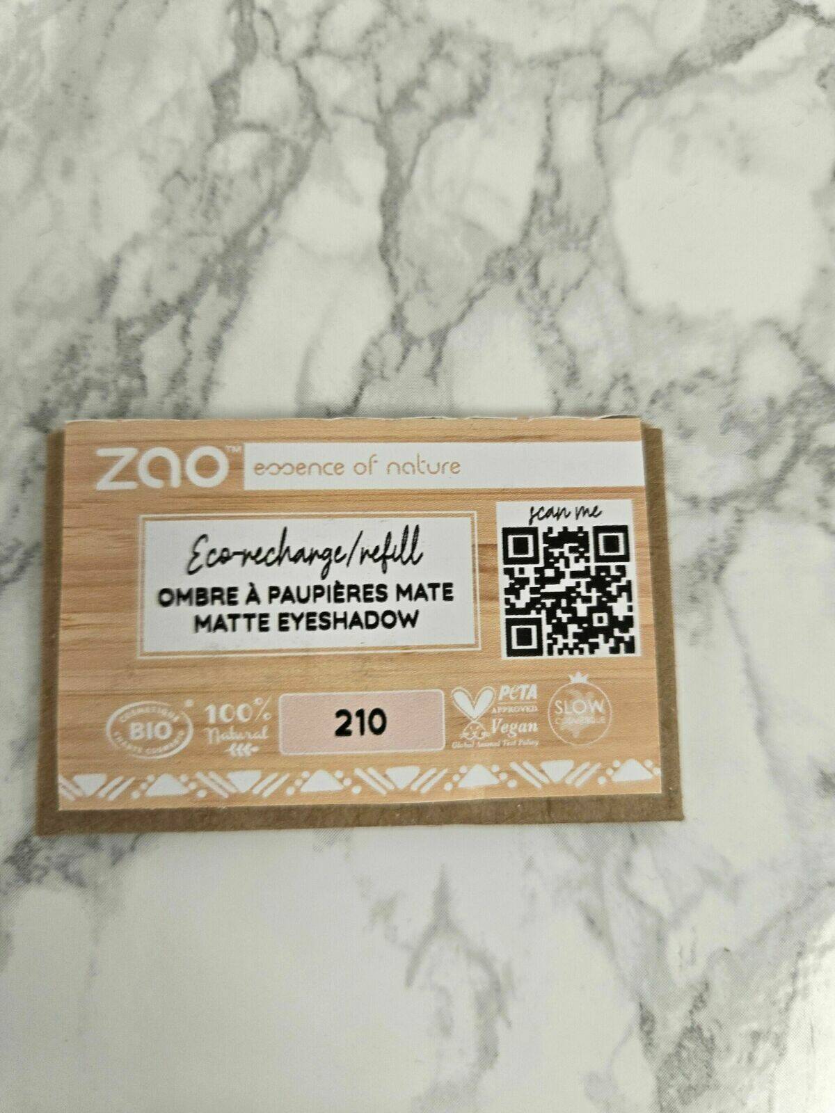 Ombre à paupières mate 210 Nude beige