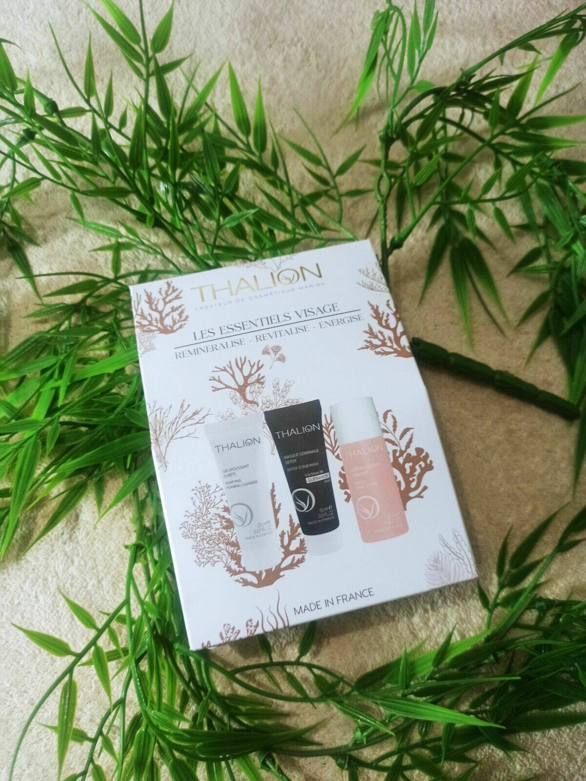 LES ESSENTIELS  VISAGE