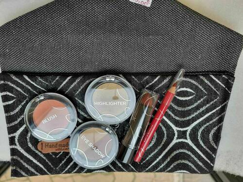 Pochette a Maquillage 