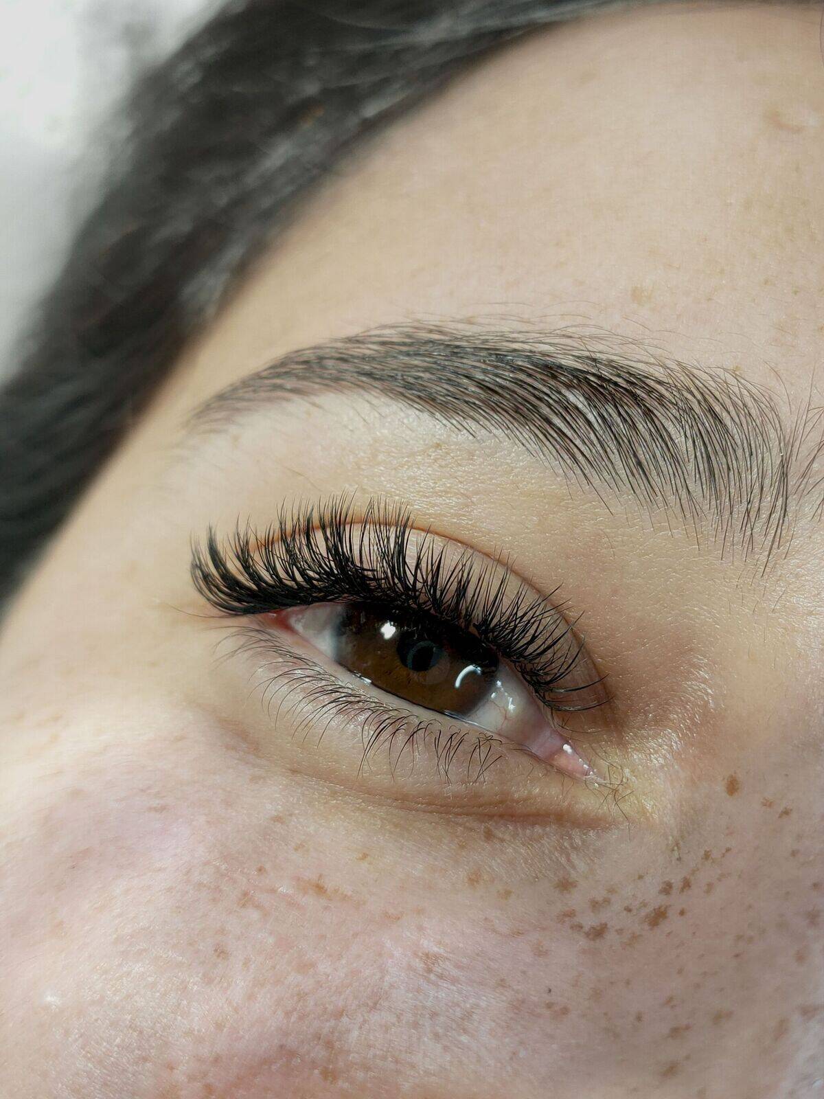 Extension de cils volume