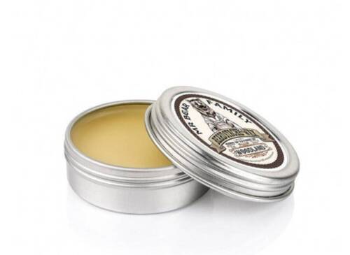 Cire a moustache bear family 