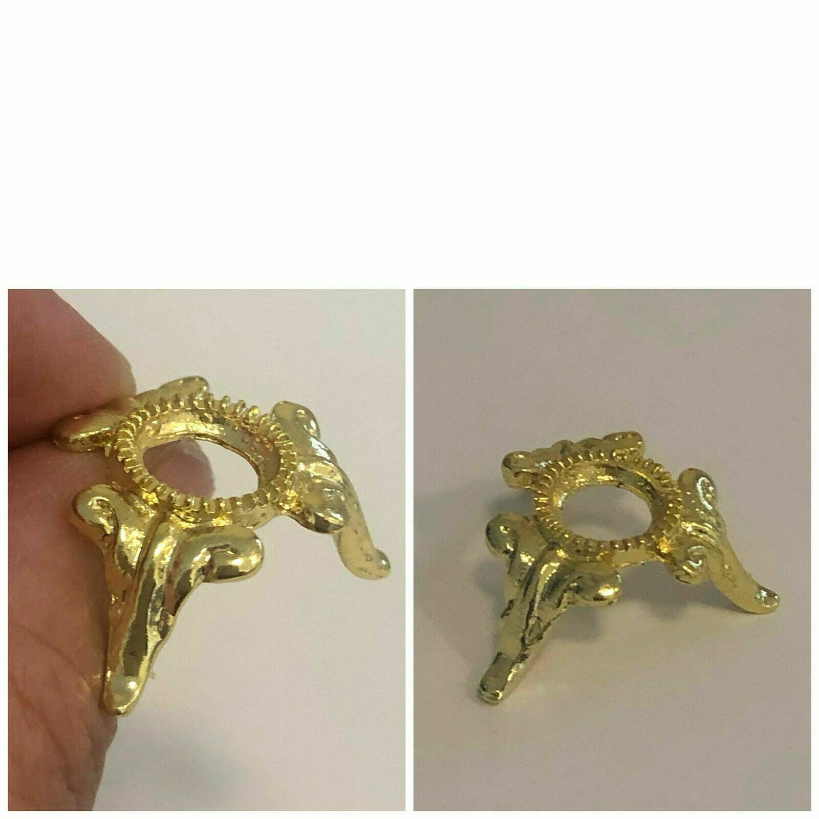 Mini gold plated sphere stands