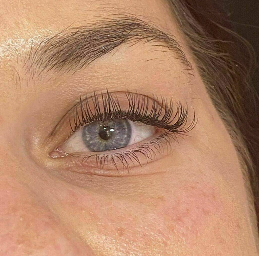 Classic lashes by Luci/pretty little beauty