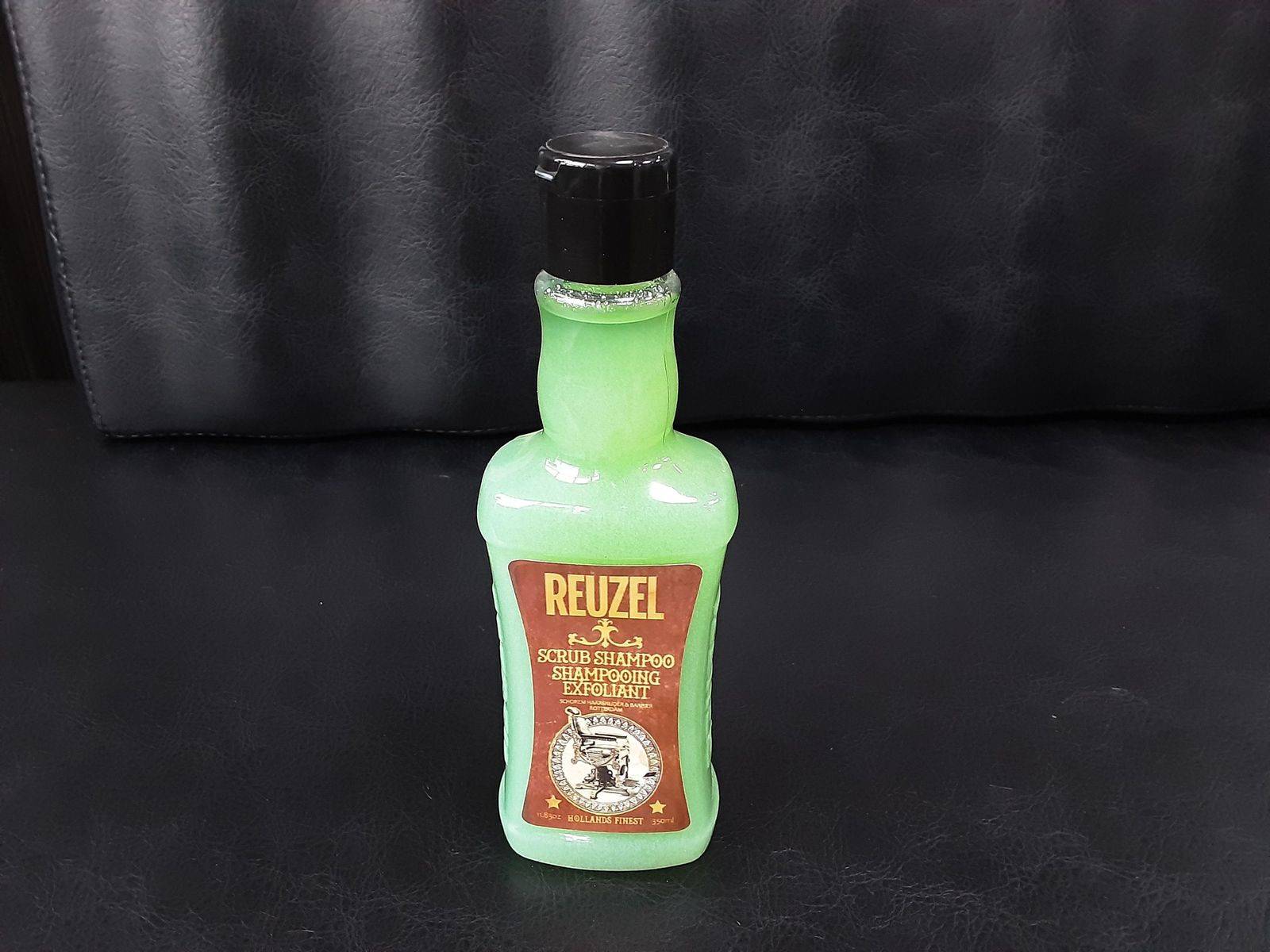 Reuzel Scrub Shampoo 350ml