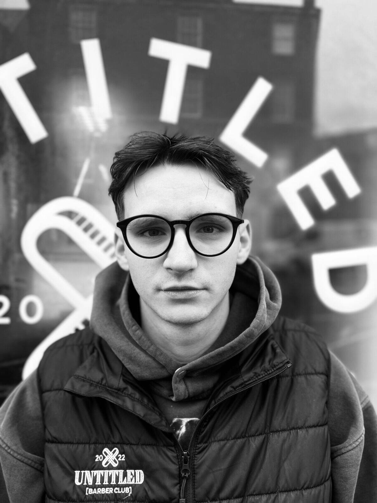 Josh Kelly (senior Barber)