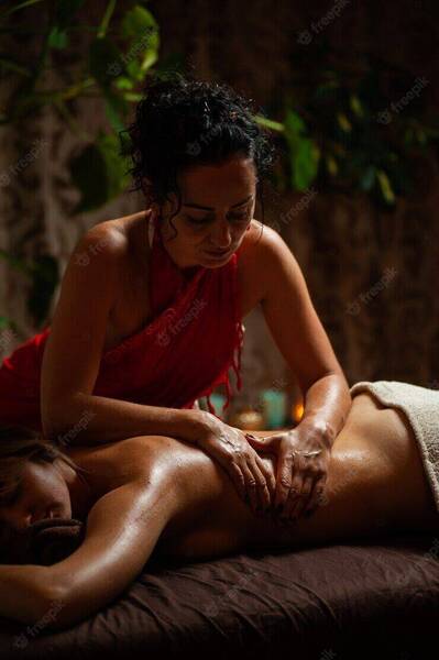 Massages divers sur table